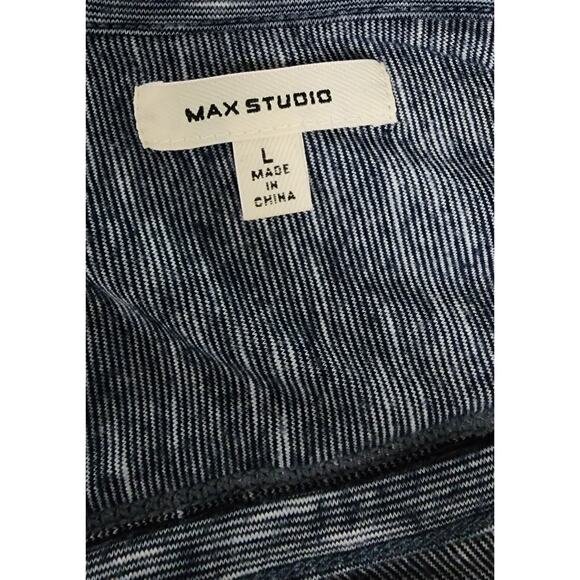 Max Studio Button Down & Tie Blouse Color Blue Size Large - Picture 9 of 10